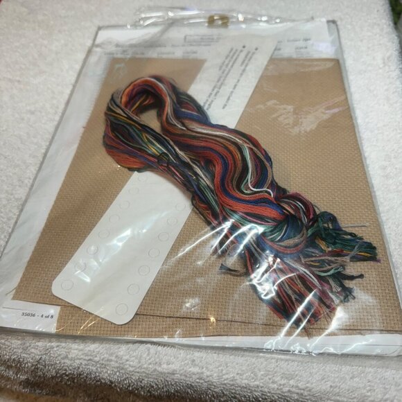 Dimensions Regal Rooster James Himsworth Counted Cross Stitch Kit 11 x 14 - Picture 9 of 12